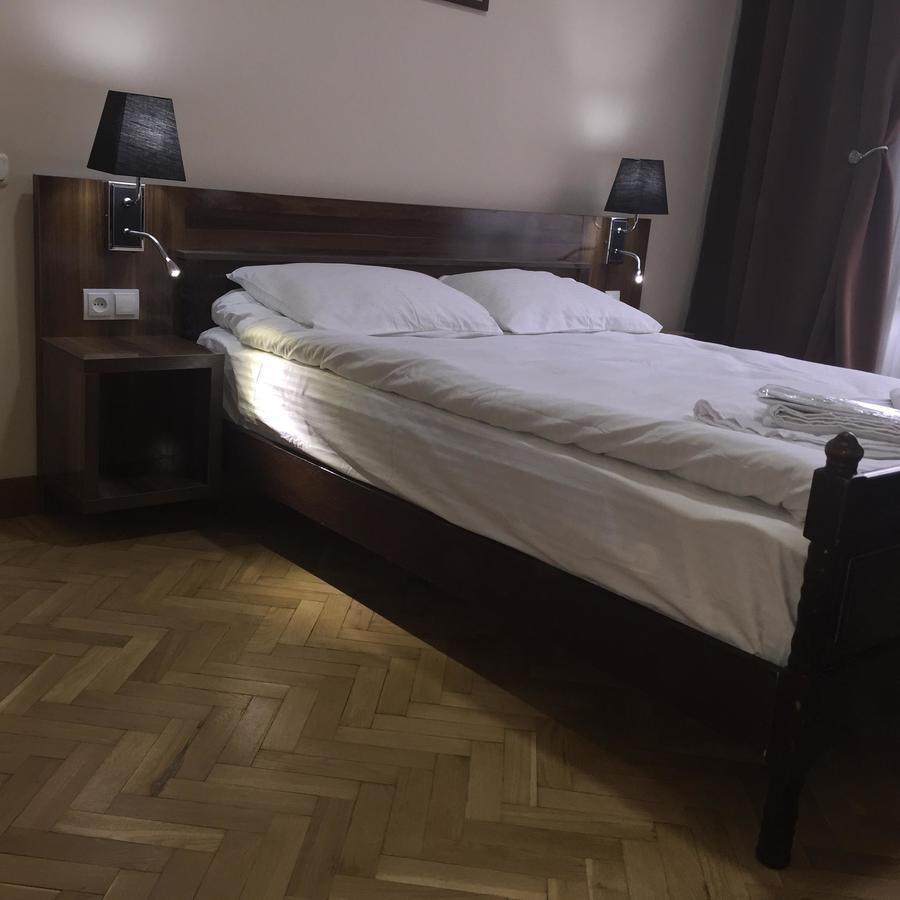 Hotel Nice Tbilisi ภายนอก รูปภาพ